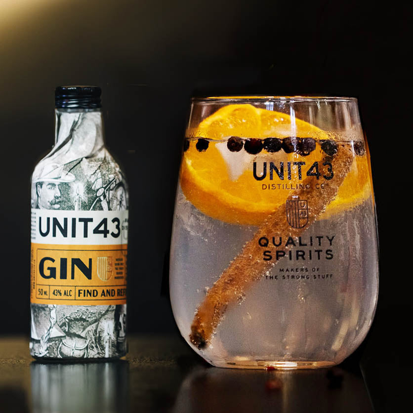Mini Gin Box: 4 x Minis with Card