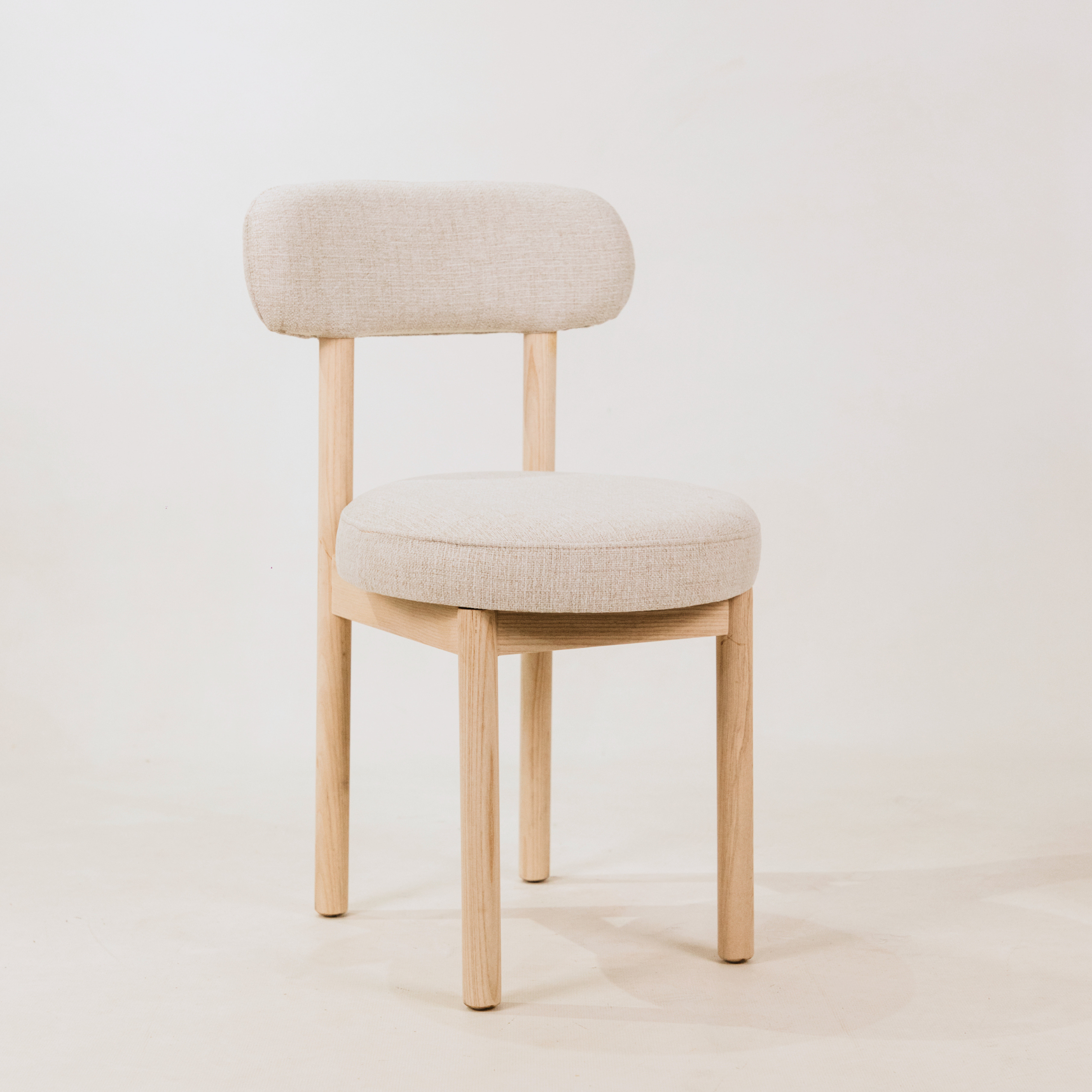 Juno Sand Dining Chair – Blonde