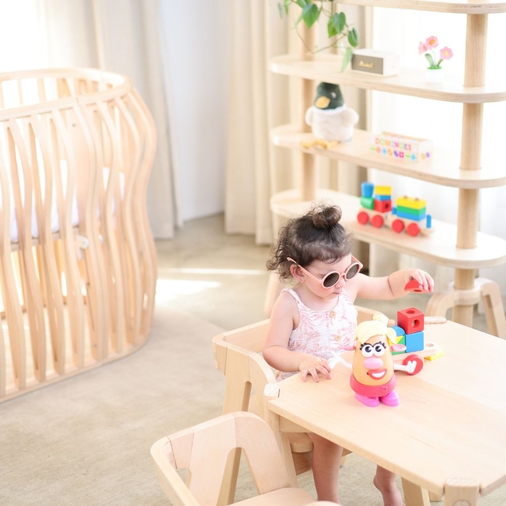 Little Zulik Connection Kids Table