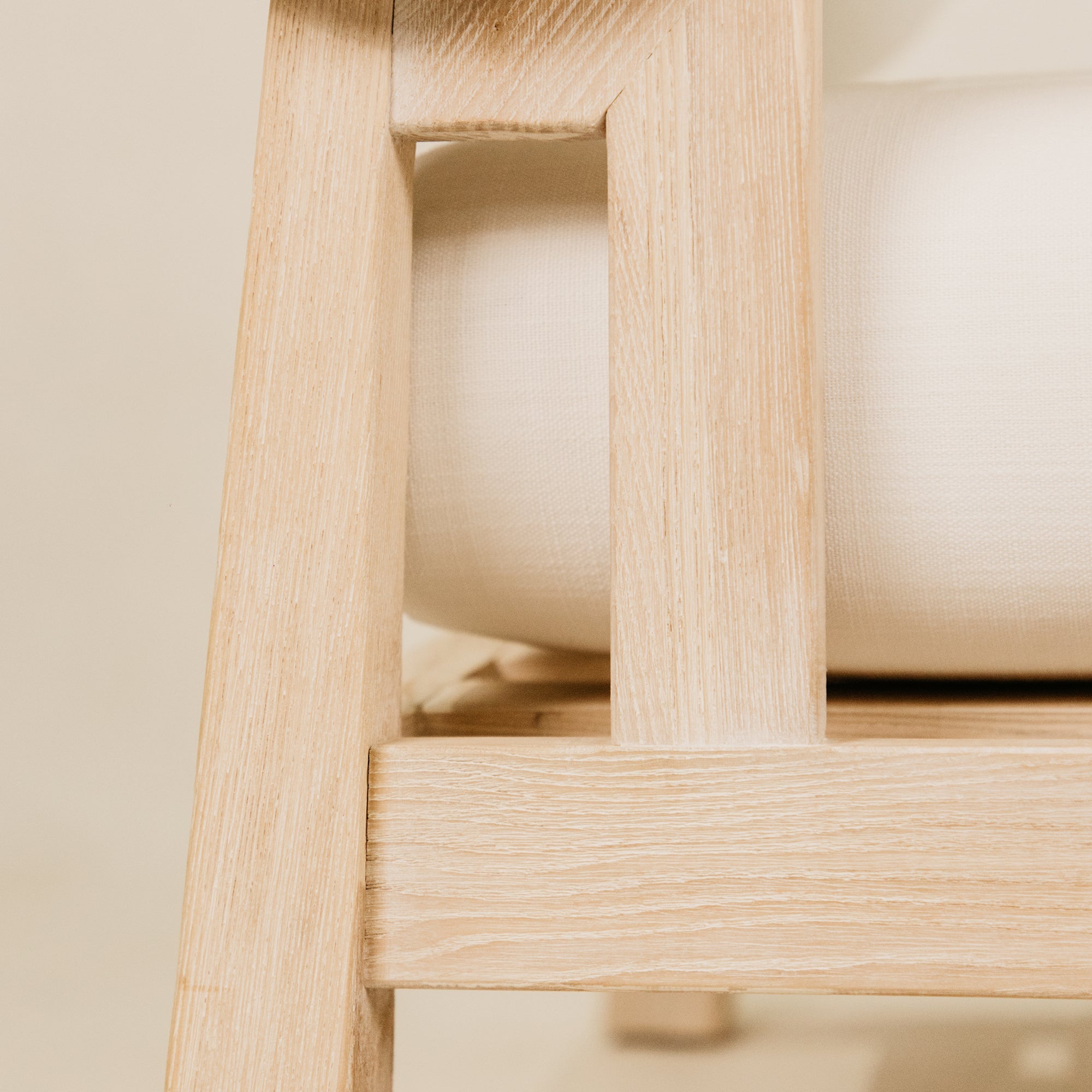 Vista Leisure Ashwood Chair – White