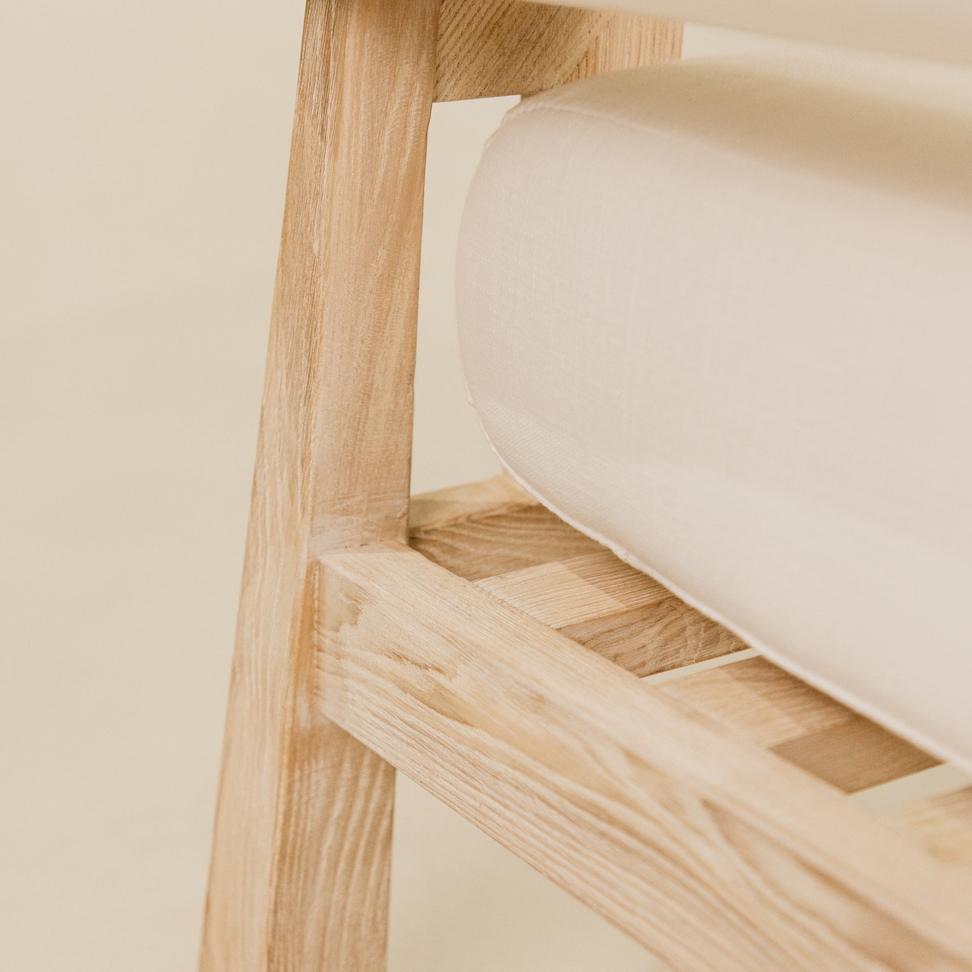 Vista Leisure Ashwood Chair – White