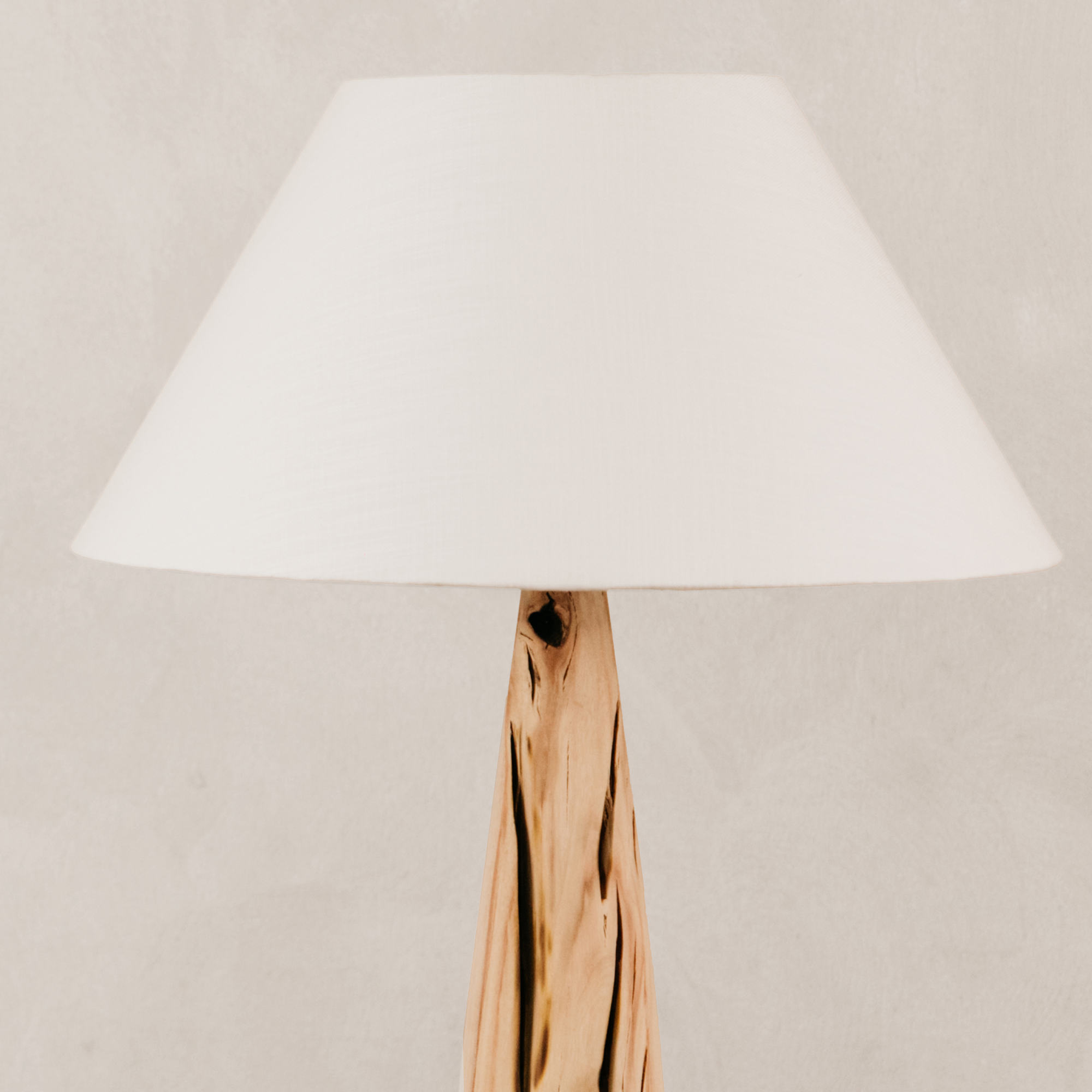 Weathered Baobab Table Lamp with Tapered Linen Shade – Blonde