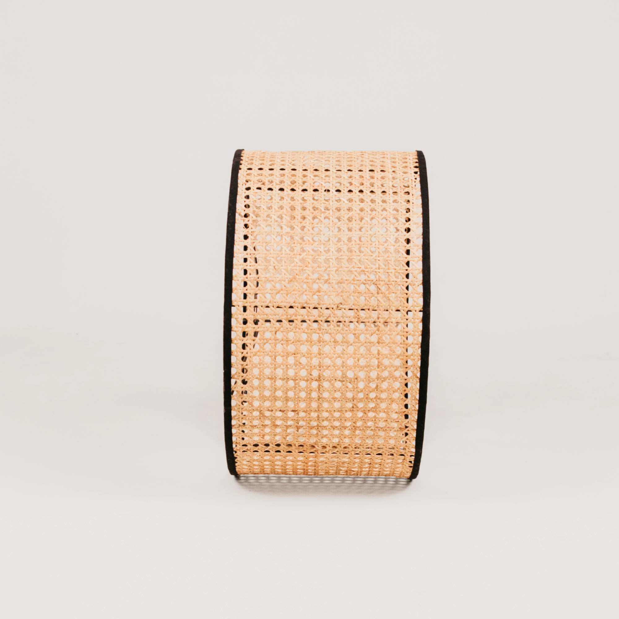 Webbing Rattan Shade – Black Binding