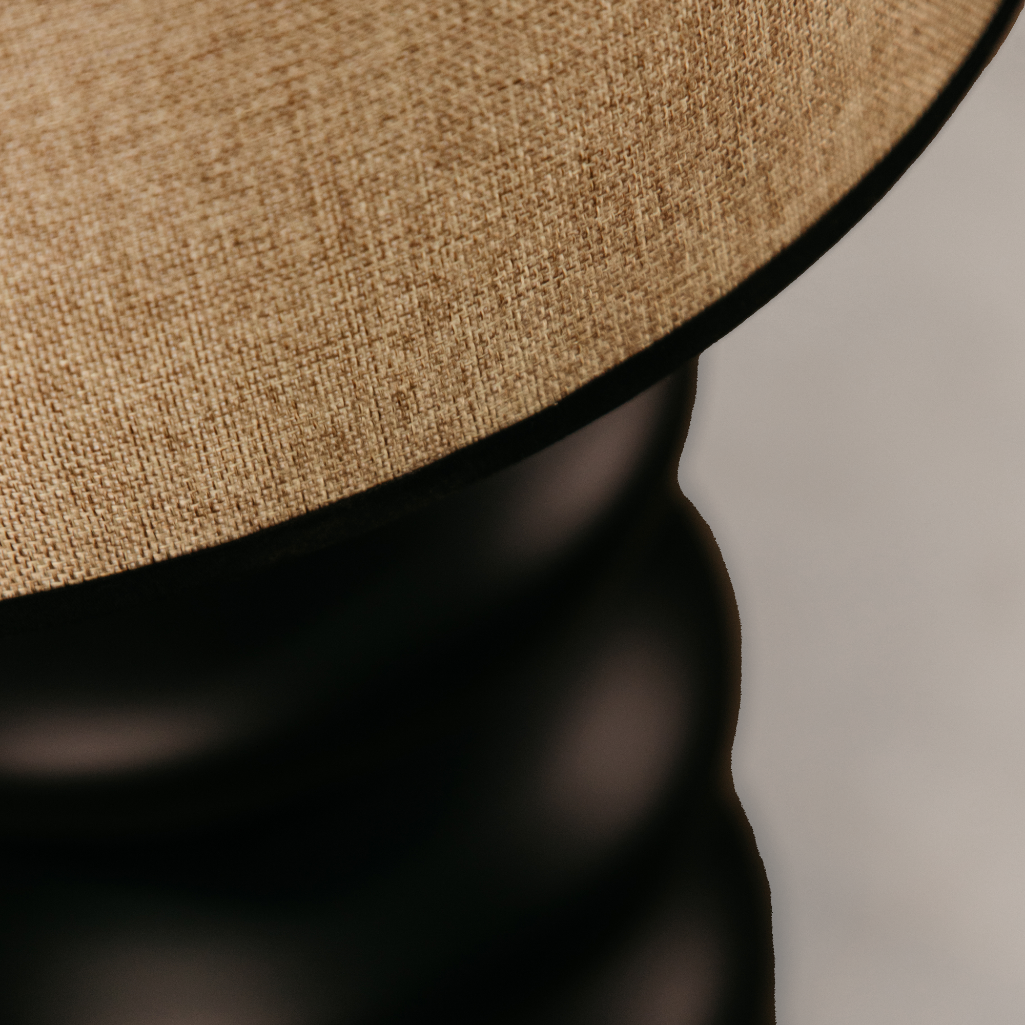 Yoruba Table Lamp with Linen Shade – Black