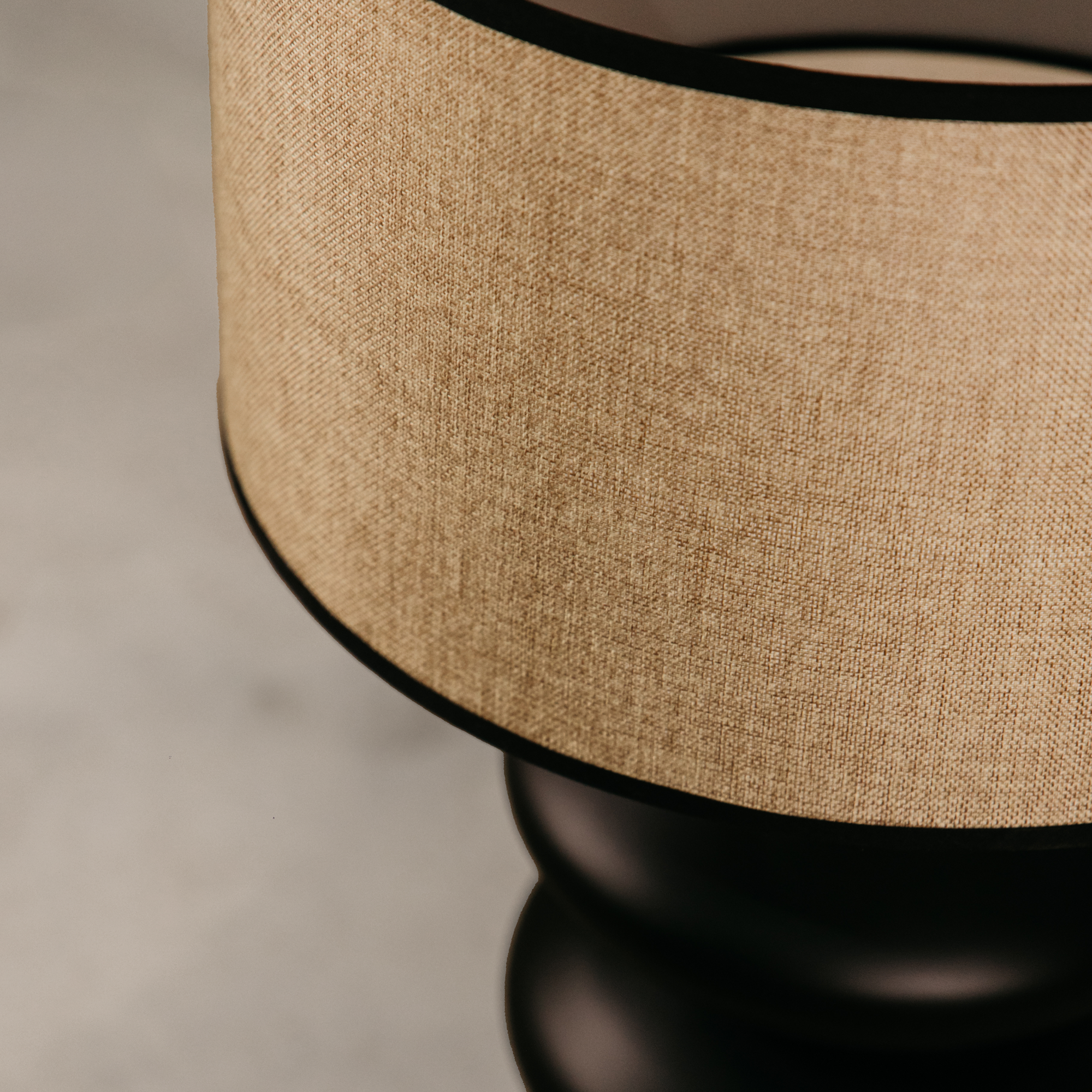 Yoruba Table Lamp with Linen Shade – Black