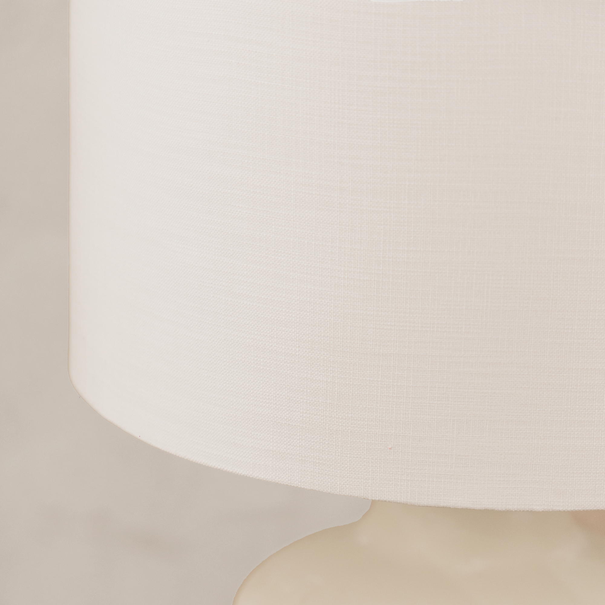 Yoruba Table Lamp with Linen Shade – Cream