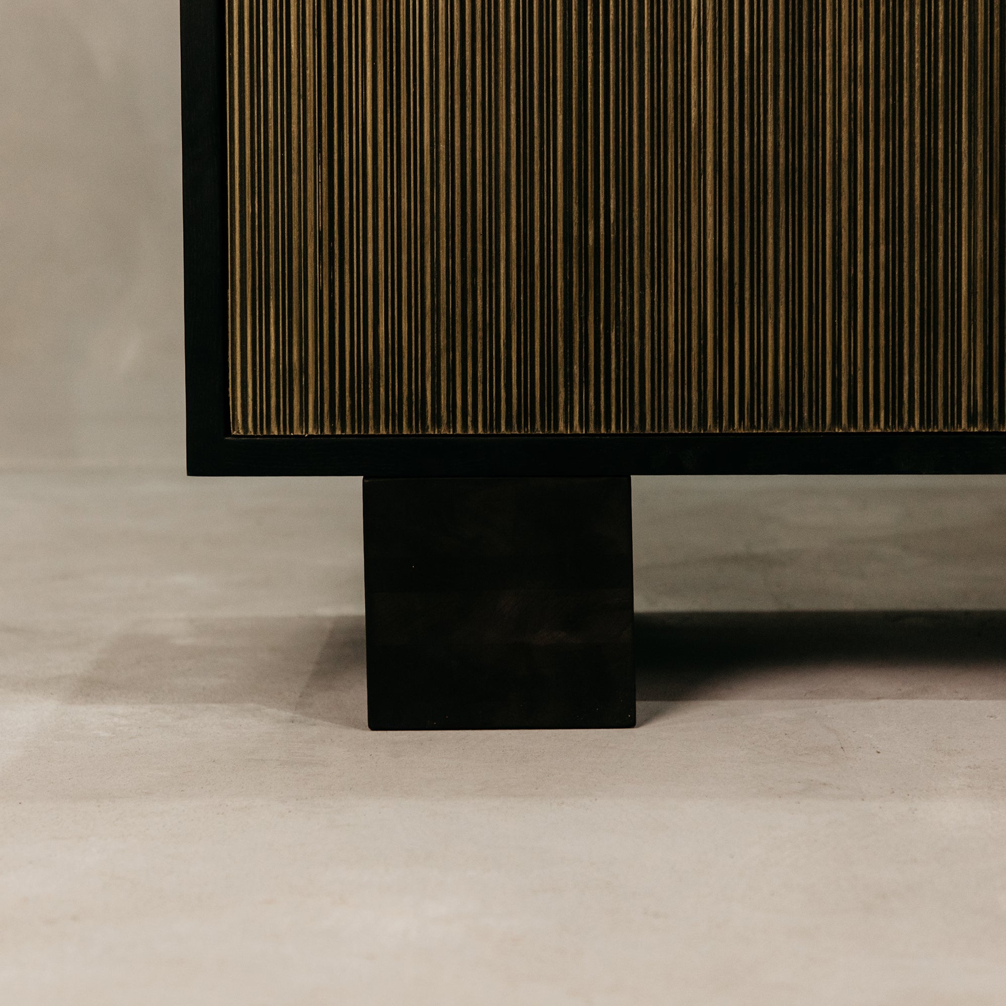 Zambezi Sideboard – Black & Gold