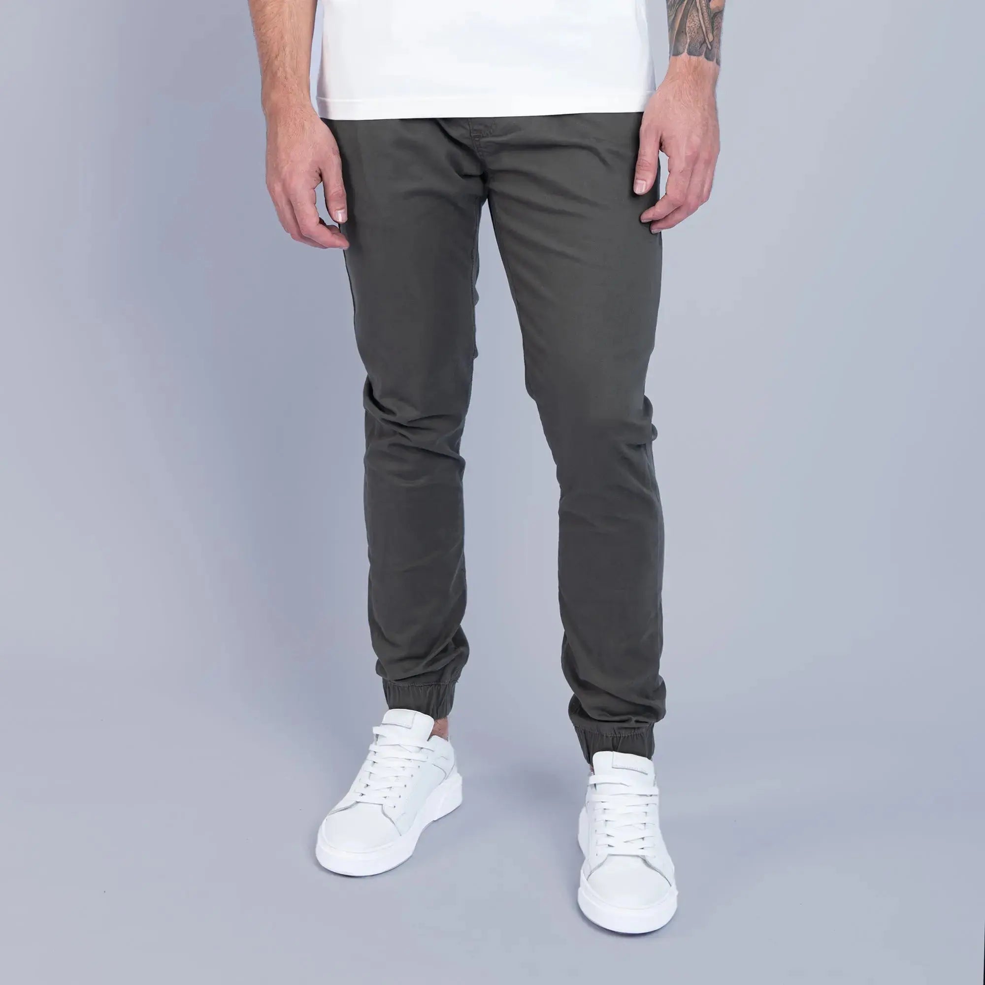 Essential Cuffed Jogger Green