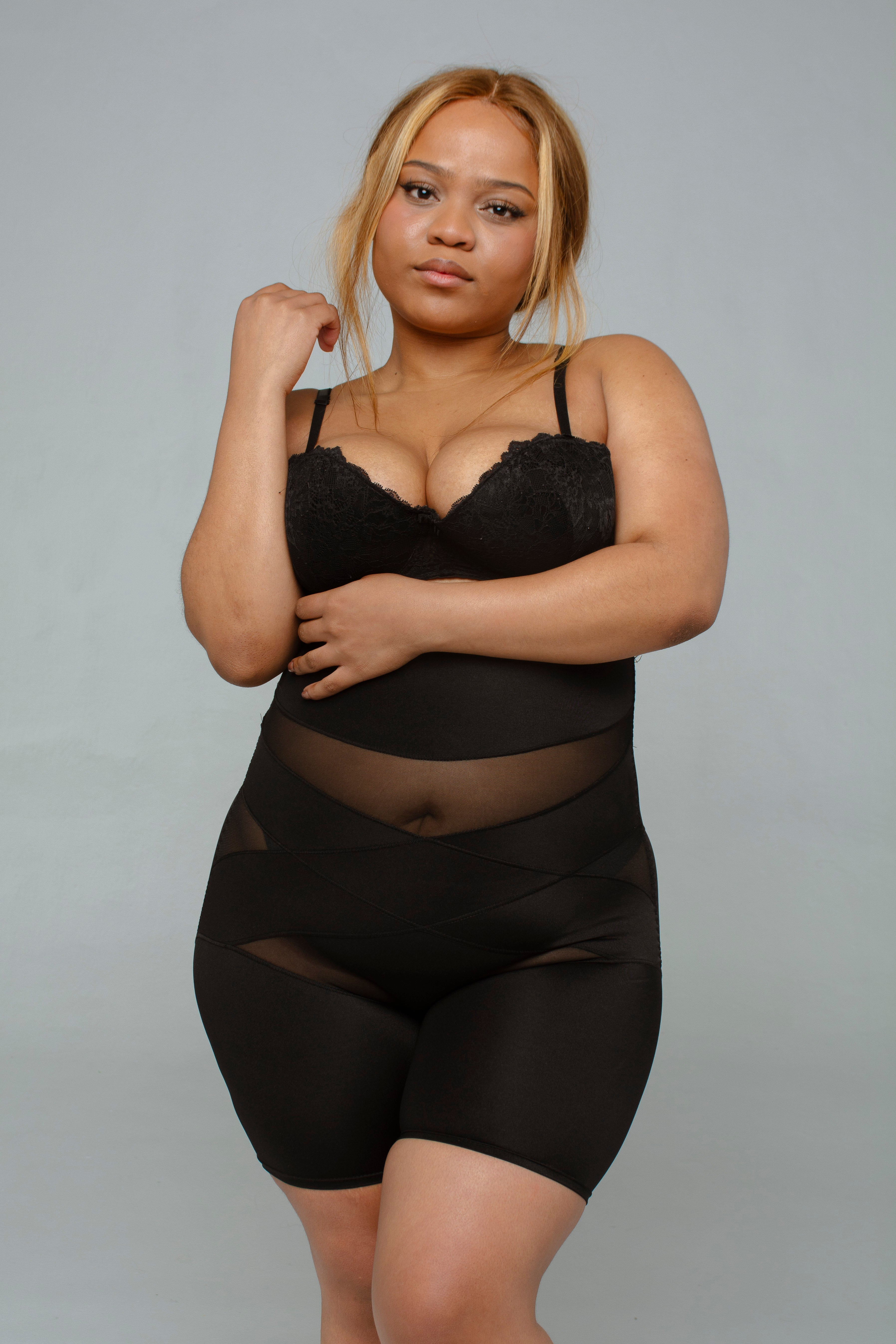 Scuplting Cross Body High Shorts | Shapewear