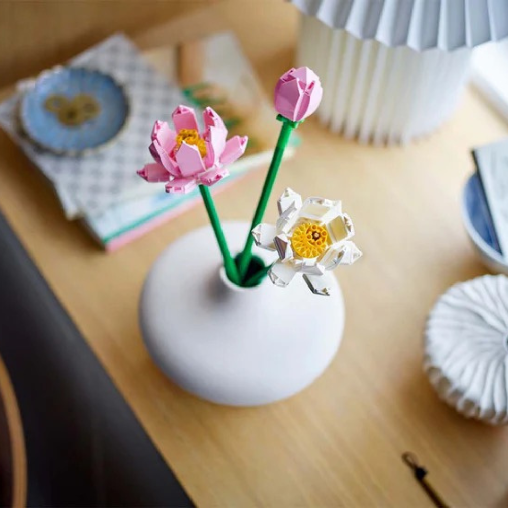 LEGO® Botanicals Lotus Flowers