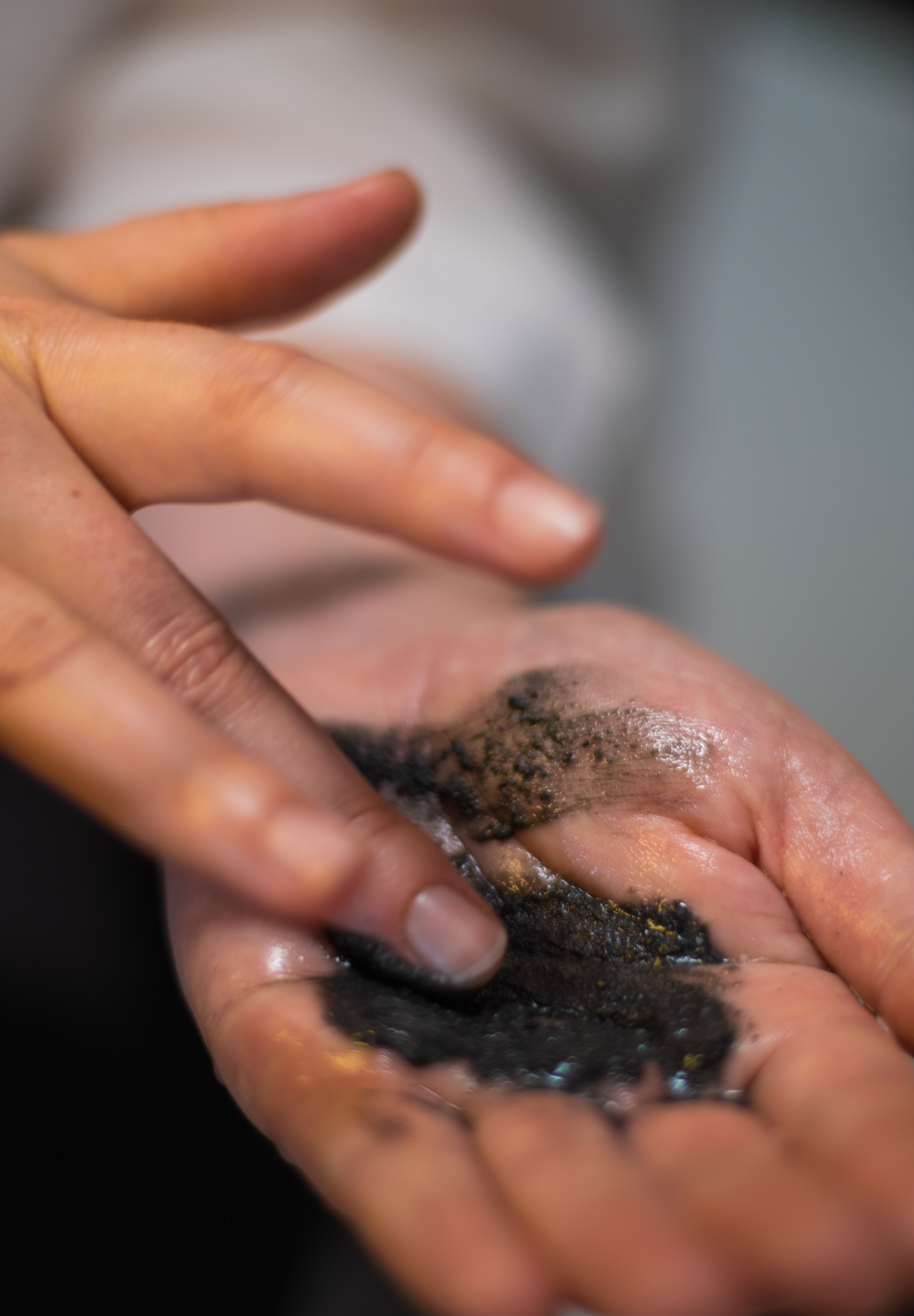Charcoal Face Exfoliant