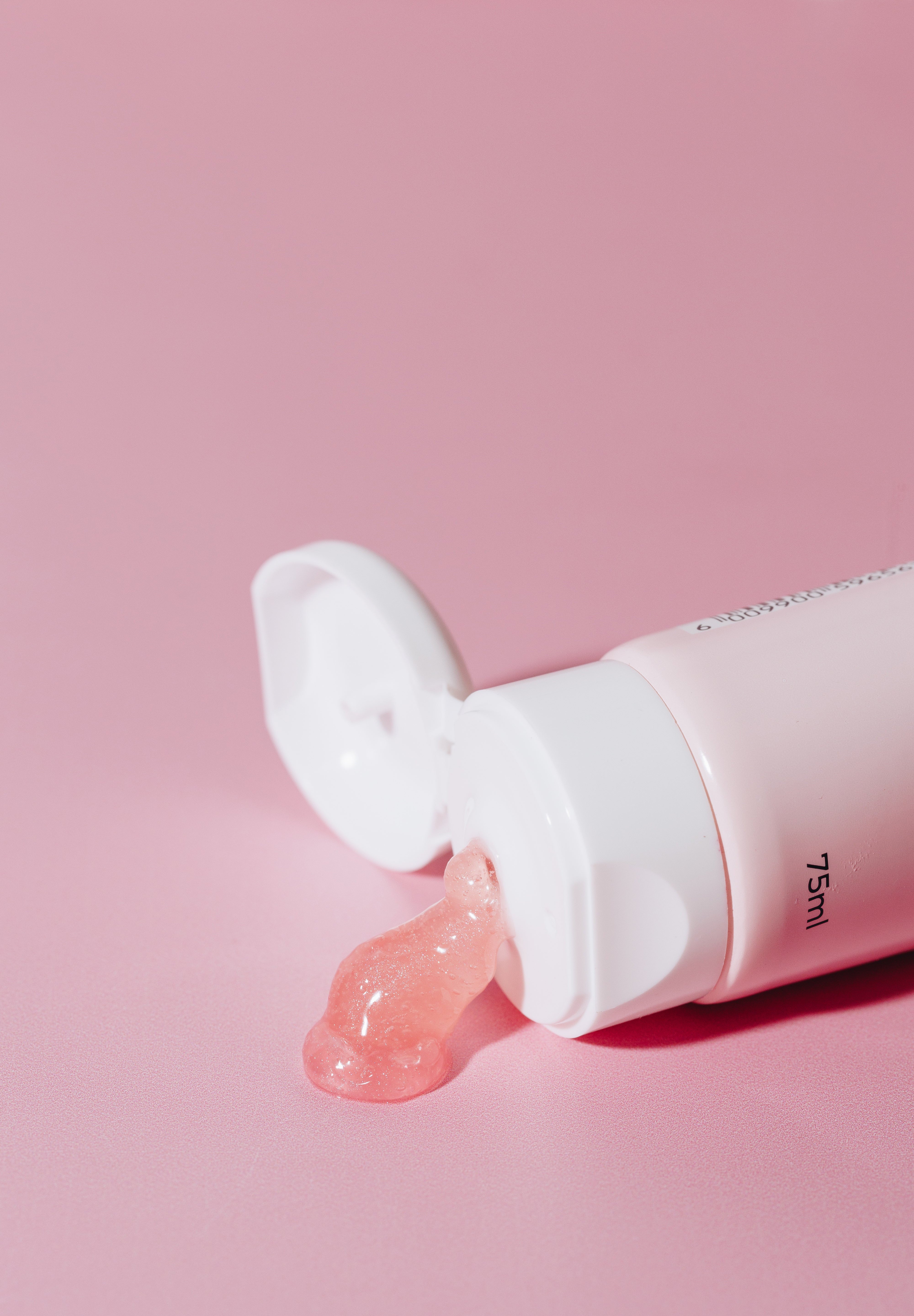 The Glo Exfoliating Cleansing Balm